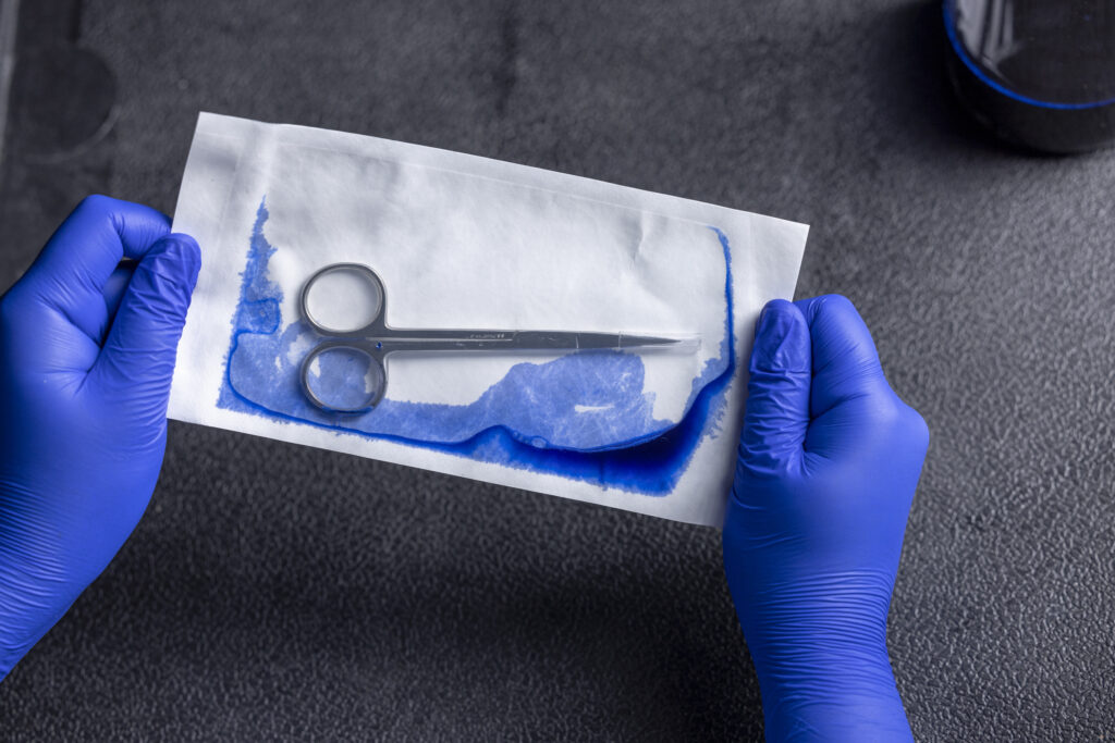 Example of a dye leak test.