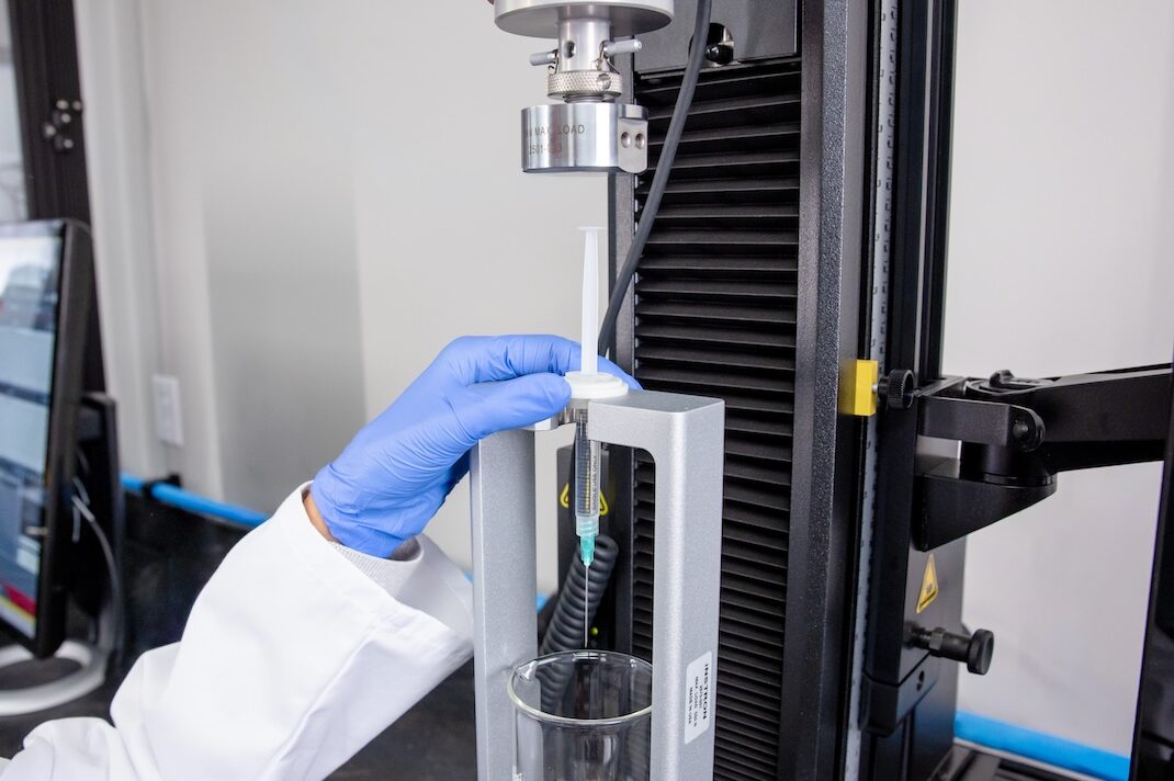 instron equipment for syringe testing